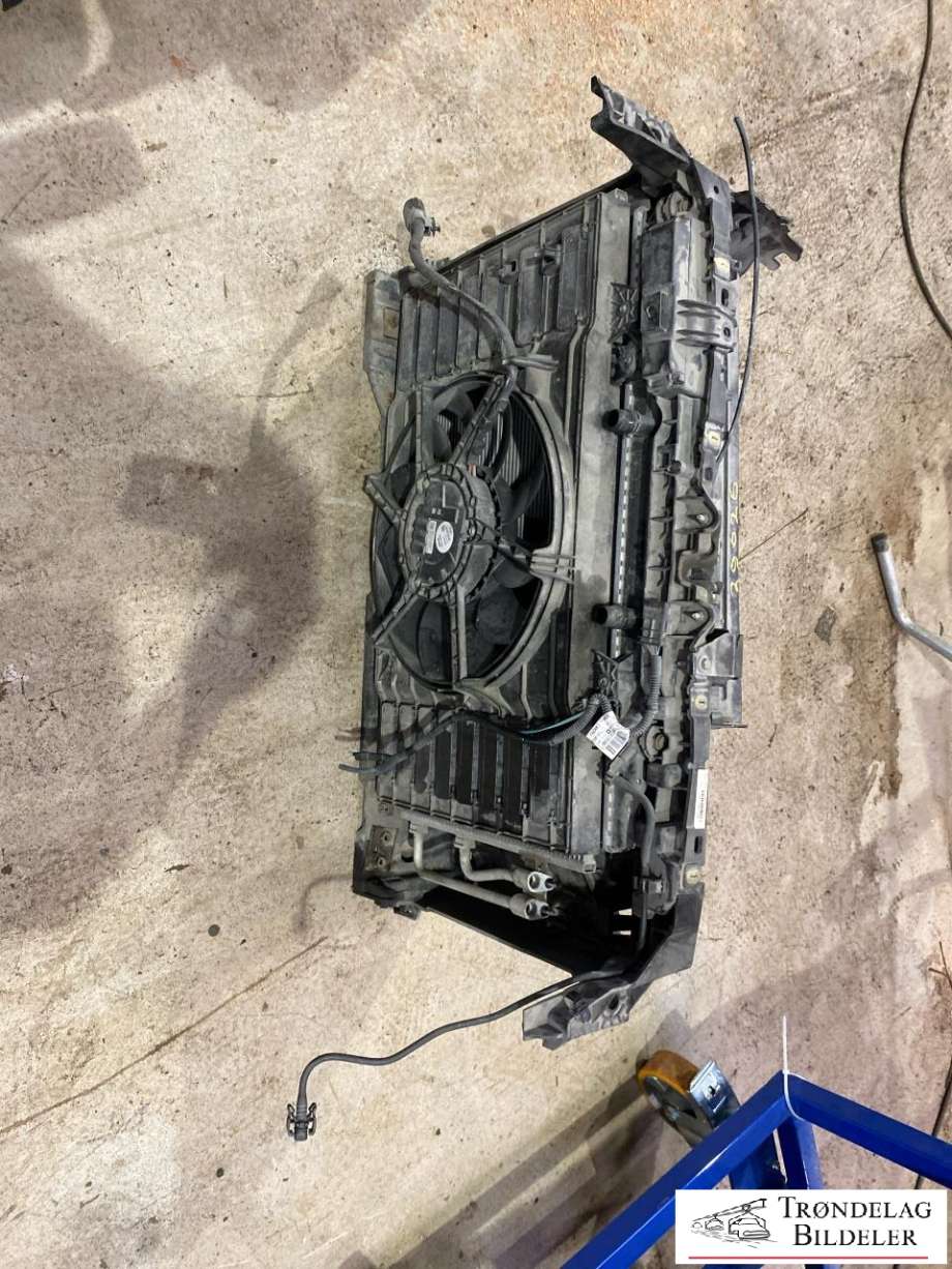 Radiatorpakke til Peugeot e-208 2019-->>  
