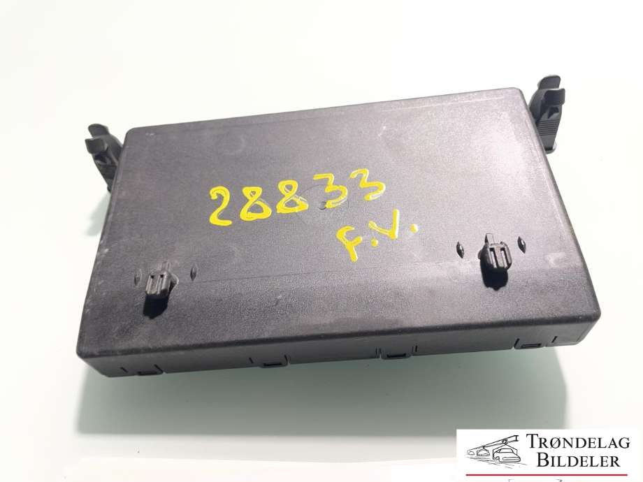 Styreenhet dør venstre foran til Mercedes Vito/Viano 2004-2010 (Fase 1) (W639) (W639) (6398200026|A 639 820 00 26|A 639 820 16 26)