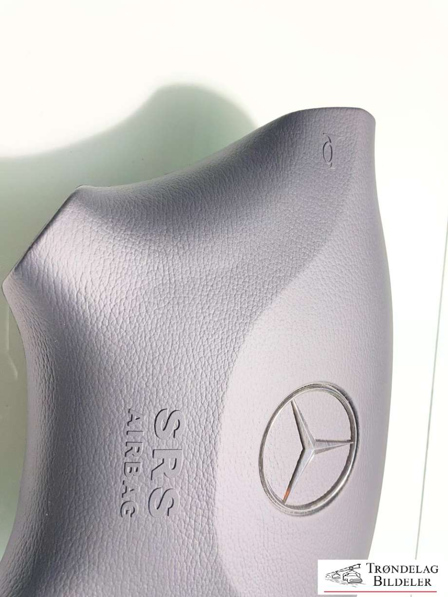 Airbag ratt til Mercedes Vito/Viano 2004-2010 (Fase 1) (W639) (W639) (A 639 860 18 02 9B51|A 639 860 04 00 9B51|)
