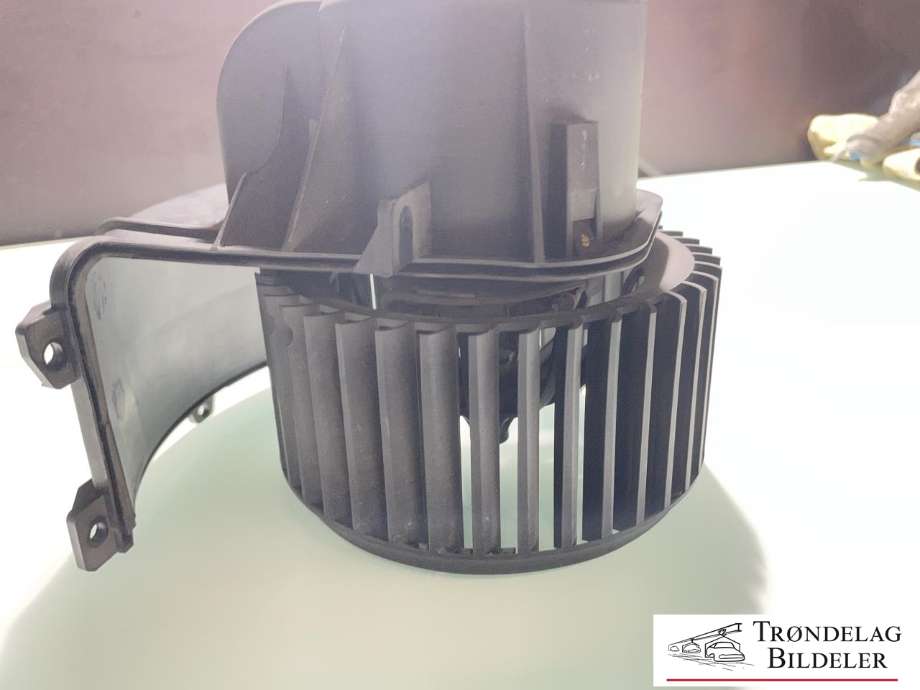 Varmeapparat motor til VW Transporter / Caravelle 2009-2015 (Fase 2) (T5) (T5) (7E1 820 021|7E0 959 263 C|)