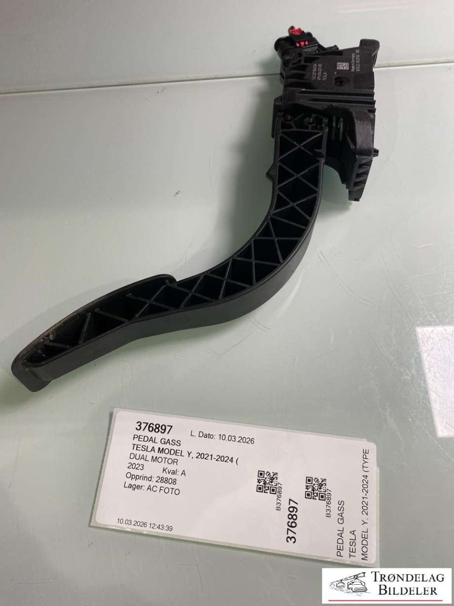 Pedal gass til Tesla Model Y, 2021-2024 (Type I)  (6PV014021-00)