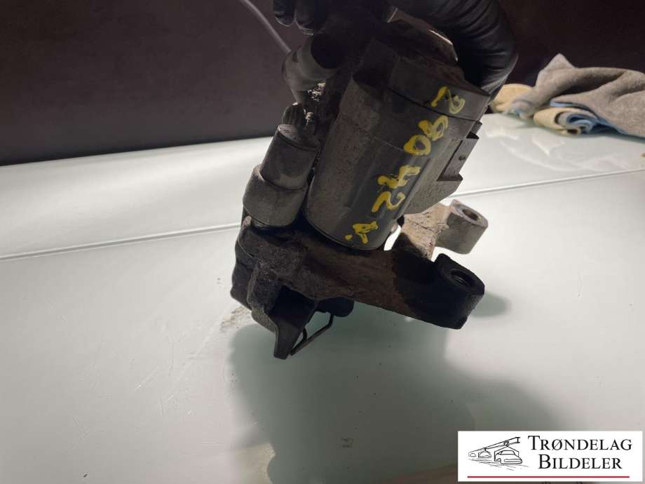 Bremsecaliper venstre bak, elektrisk til Škoda Superb 2015-->> (Type III)  (3Q0 615 423  X|3Q0 615 423|5G0 615 425|5G0 615 425    SL7|300X12MM)
