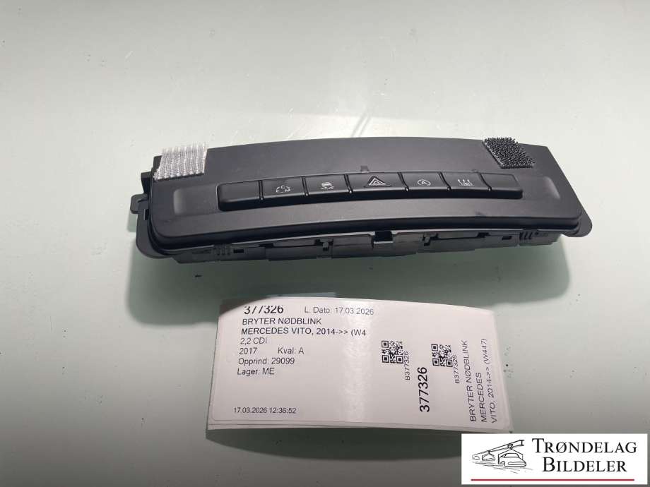 Bryter nødblink til Mercedes Vito, 2014-->> (W447) (W447) (A 447 905 50 01  9116)