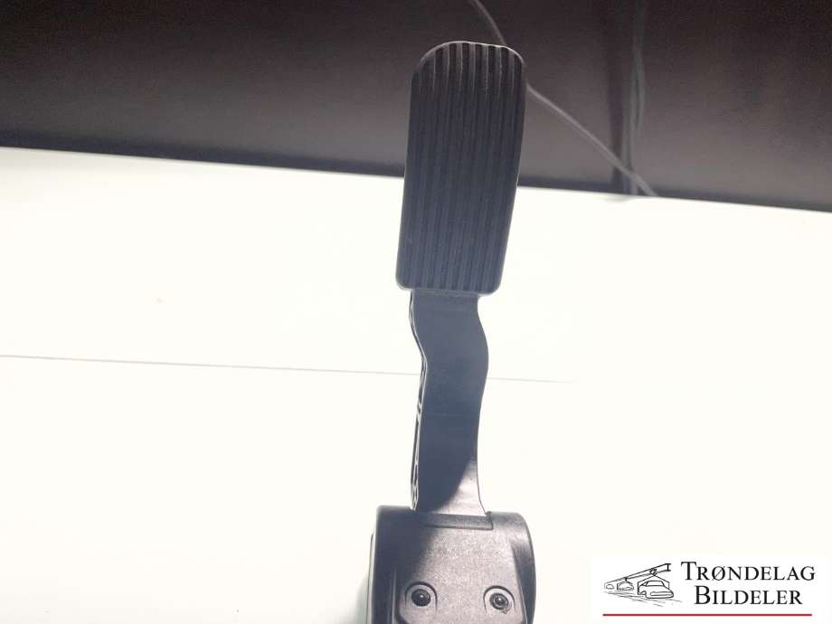 Pedal gass til Mercedes Vito 2014-->> (W447) (W447) (A 447 300 02 00|A 907 301 05 00|)