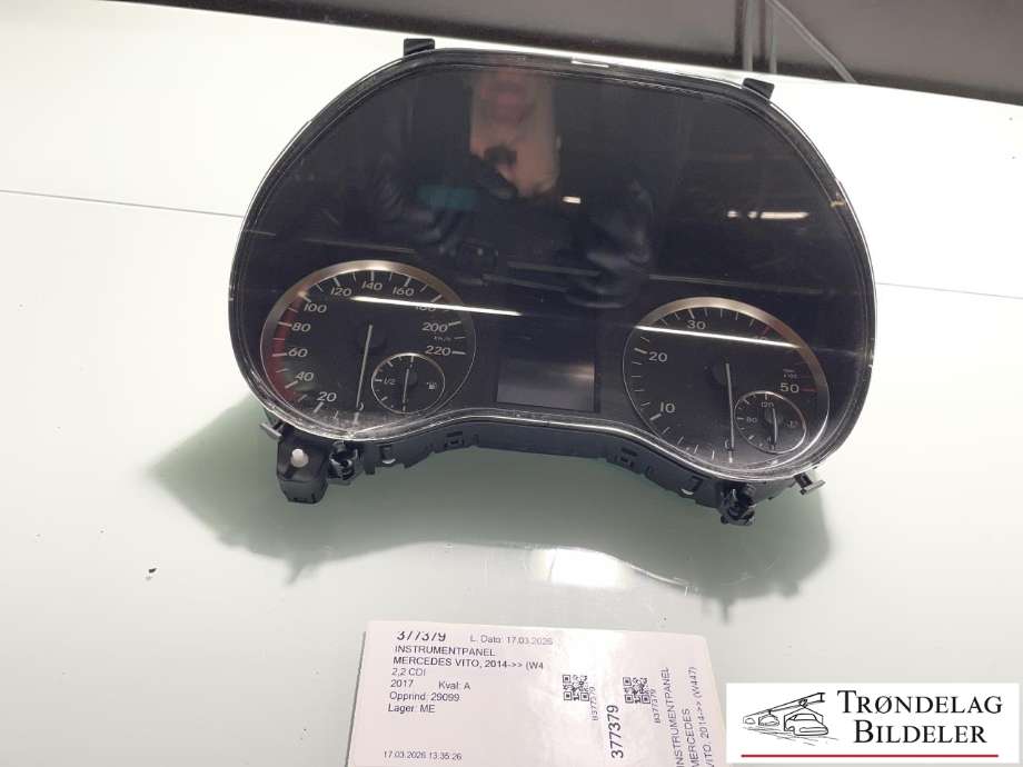 Instrumentpanel til Mercedes Vito, 2014-->> (W447) (W447) (A 447 900 92 07|A 447 900 68 08)