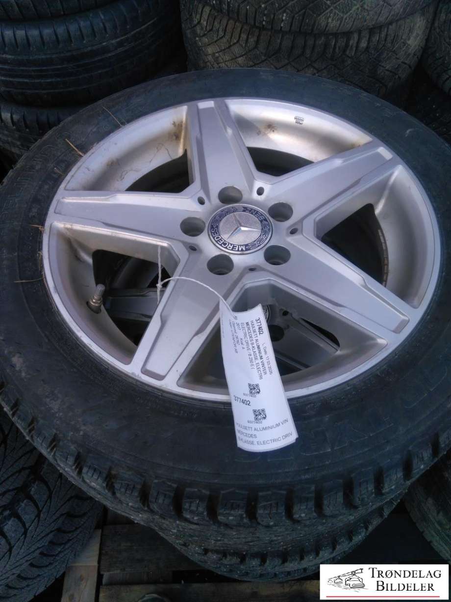 Hjulsett aluminium vinter til Mercedes B-Klasse, electric drive, 2014-2018 (W242) (W242) (NOKIAN HAKKA 10|205/55-16 94T|  7J16| 5X112 ET38/CB66|6MM PIGGDEKK)