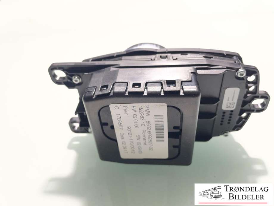 Bilstereo betjeningspanel til BMW 2-Serie, Active/Gran Tourer 2014-->> (F45/F46) (F45/F46) (65 82 5 A3B 1E4|)
