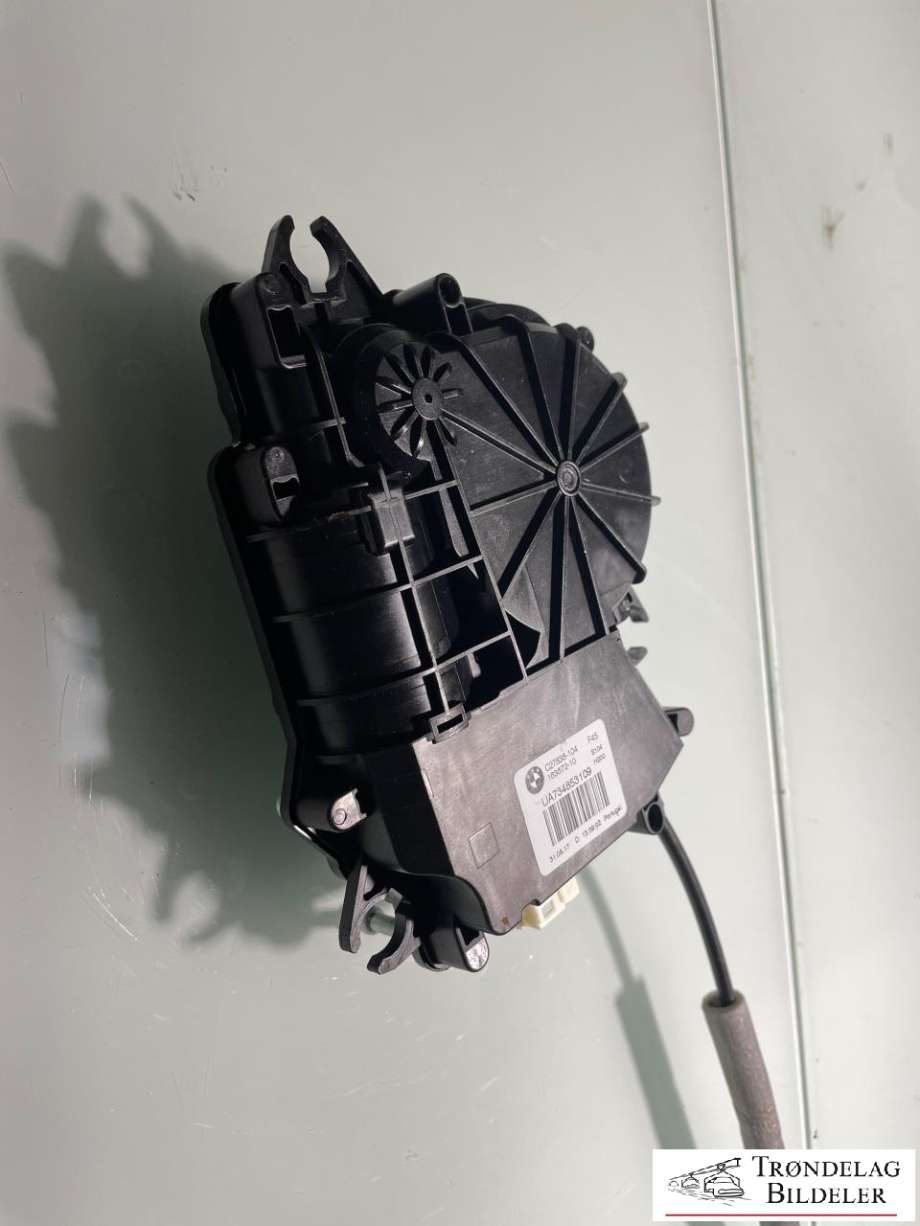 Baklukelås til BMW 2-Serie, Active/Gran Tourer 2014-->> (F45/F46) (F45/F46) (163672-10|C27838-104|)