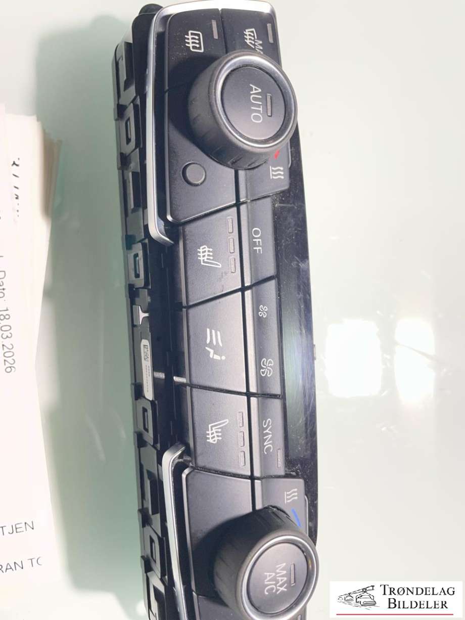 Varmeapparat betjening til BMW 2-Serie, Active/Gran Tourer 2014-->> (F45/F46) (F45/F46) (64 11 9 371 455|)