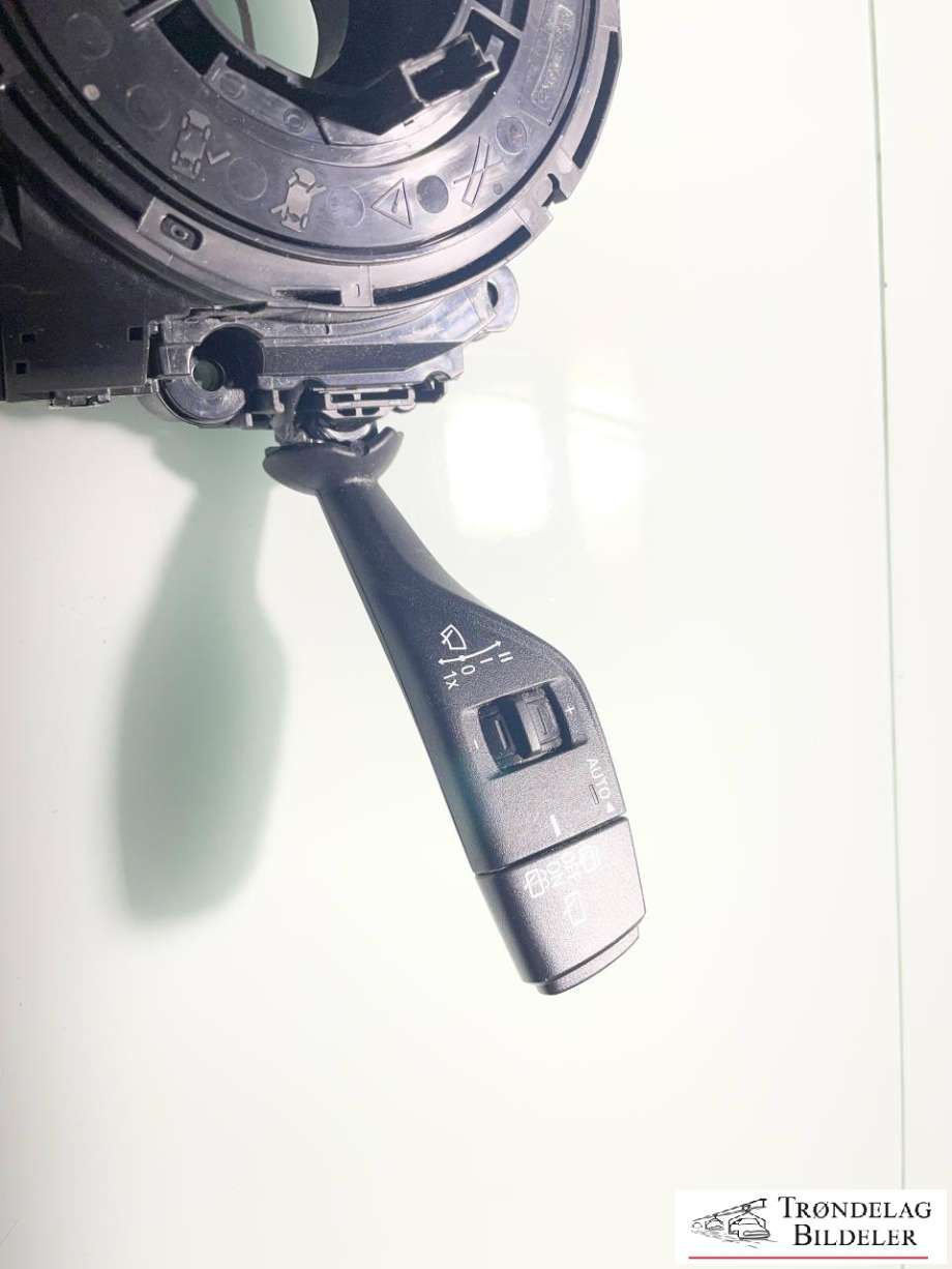 Bryter combi til BMW 2-Serie, Active/Gran Tourer 2014-->> (F45/F46) (F45/F46) (61 31 6 827 370|HW0006SW0014|9330565 AI05)