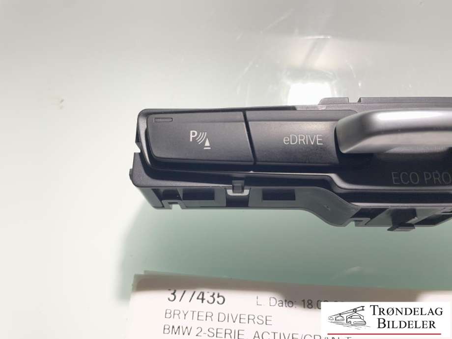 Bryter diverse til BMW 2-Serie, Active/Gran Tourer 2014-->> (F45/F46) (F45/F46) (61 31 939 2809 01|)