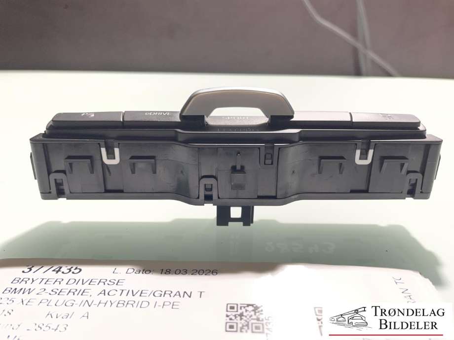 Bryter diverse til BMW 2-Serie, Active/Gran Tourer 2014-->> (F45/F46) (F45/F46) (61 31 939 2809 01|)