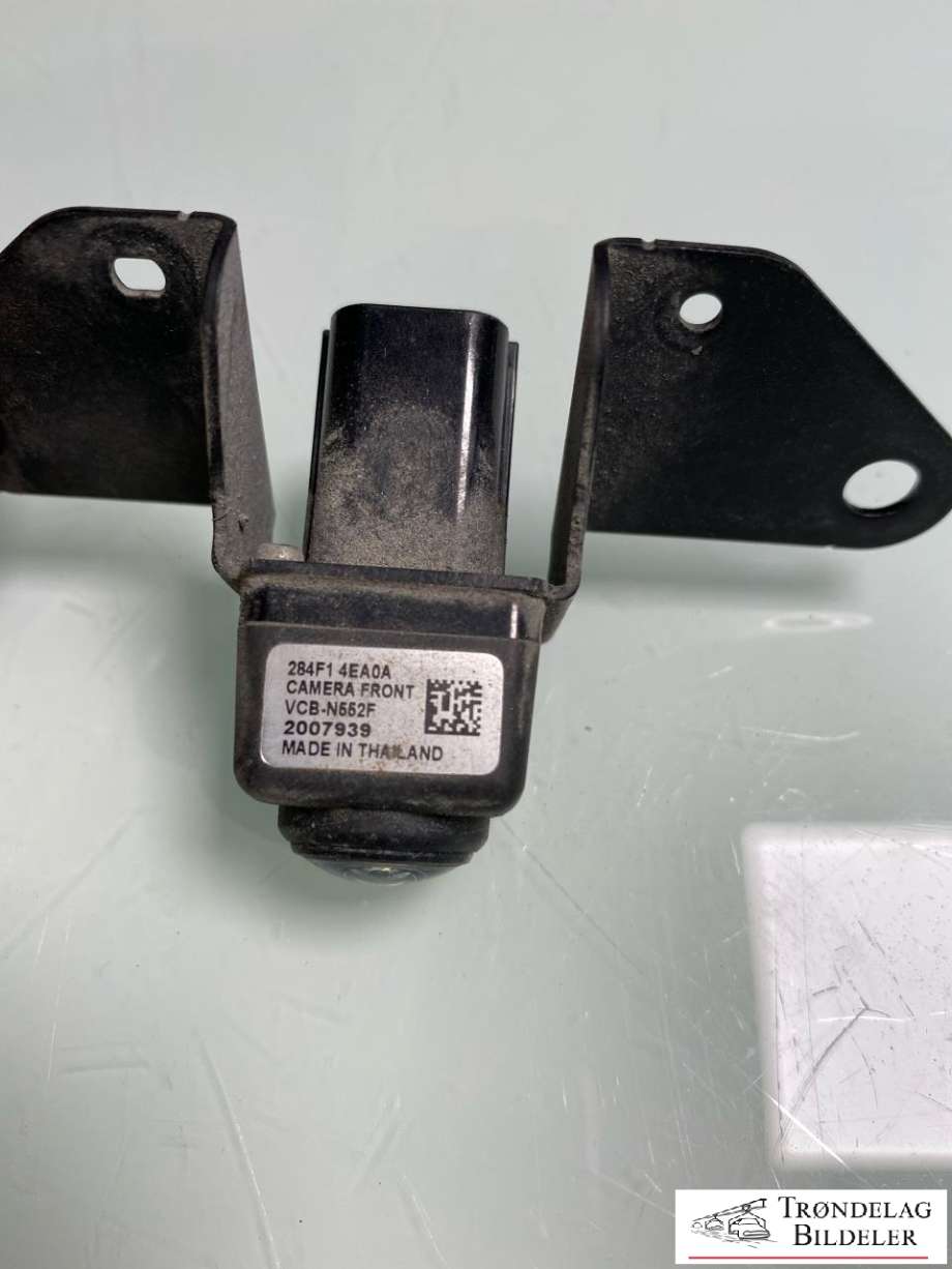 Parkeringskamera bak til Nissan Qashqai 2014-2021 (Type II)
