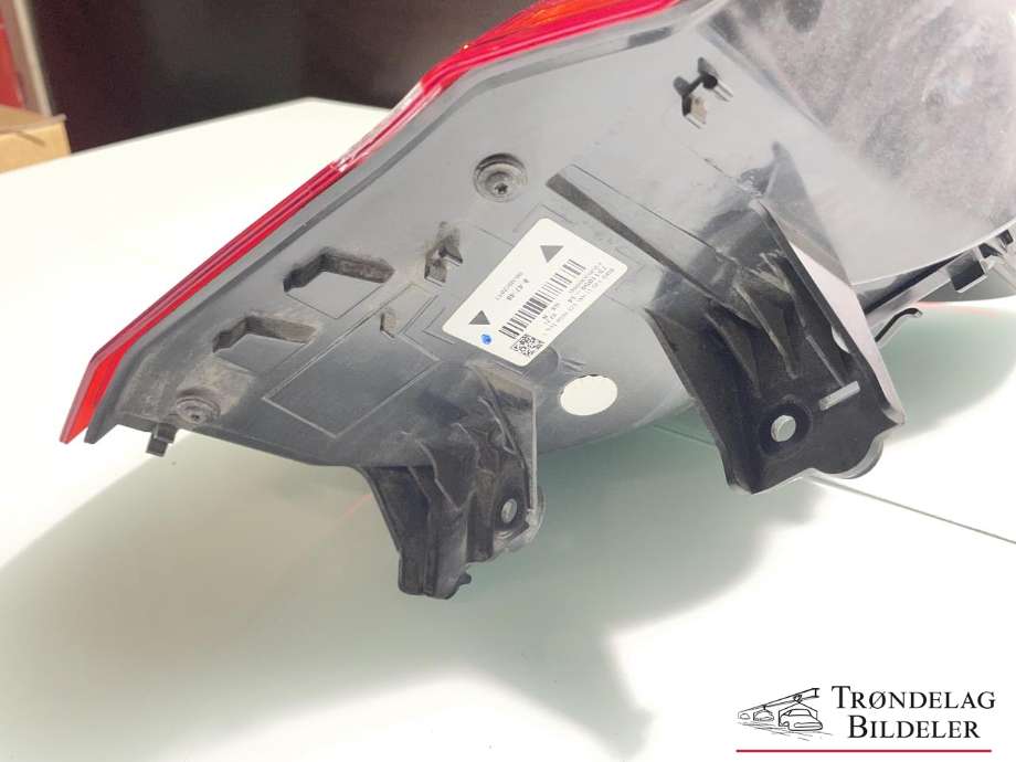 Baklykt venstre ytre til BMW 2-Serie, Active/Gran Tourer 2014-->> (F45/F46) (F45/F46) (63 21 7 311 059|)