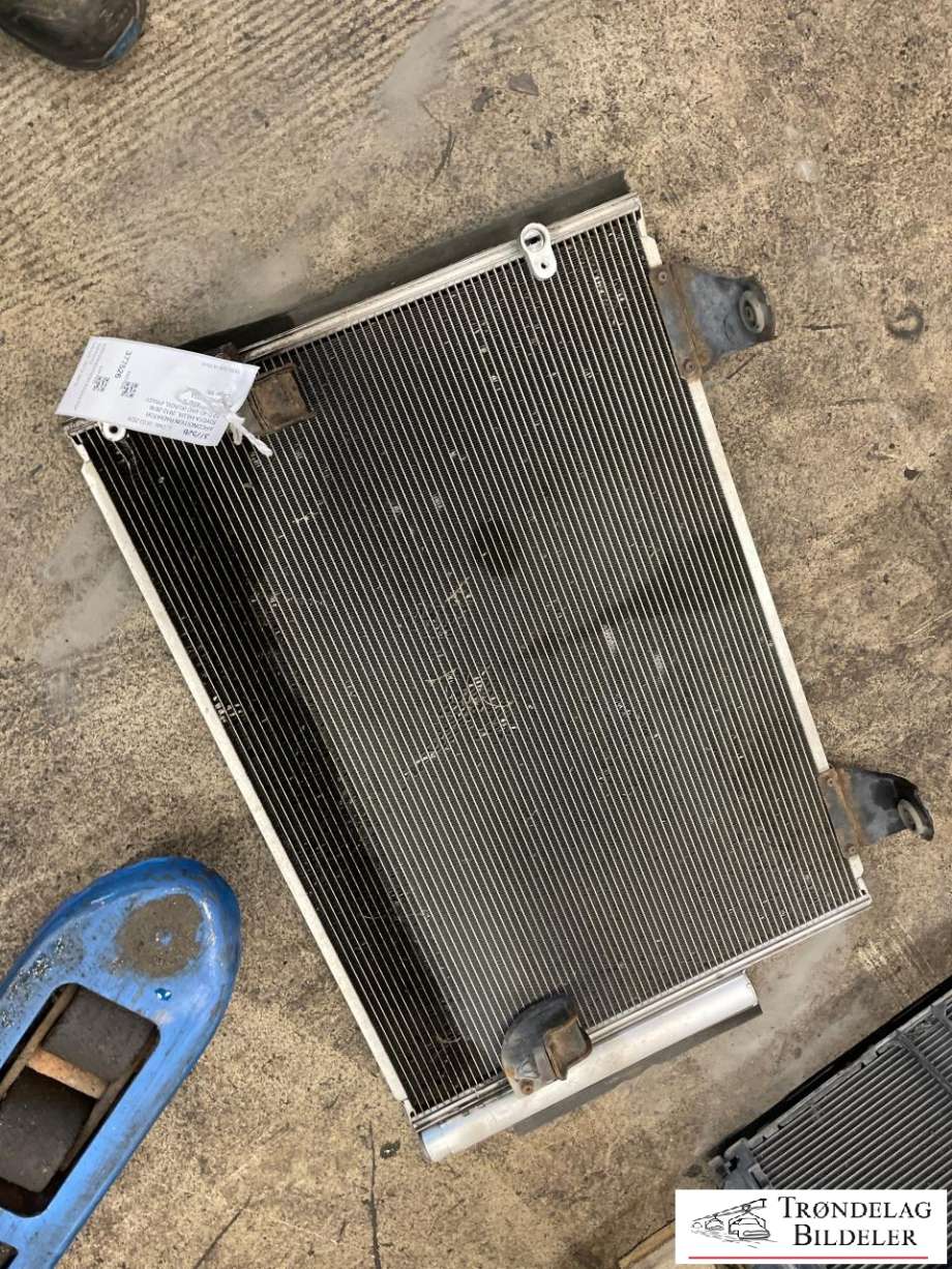 Aircondition radiator til Toyota Hilux, 2012-2016  (870500K711)