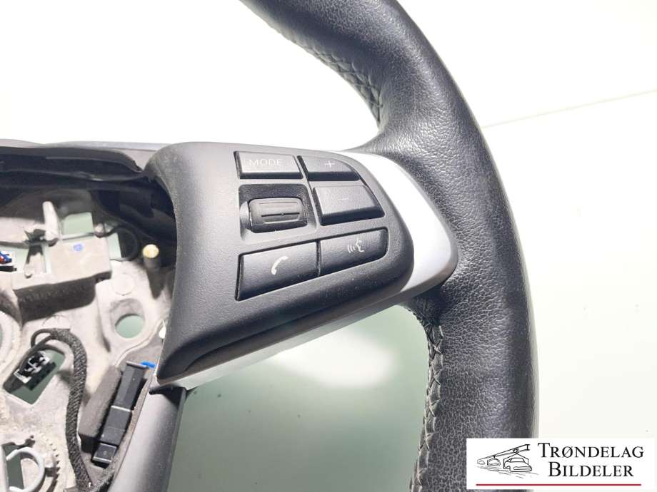 Ratt til BMW 2-Serie, Active/Gran Tourer 2014-->> (F45/F46) (F45/F46) (32 30 6 860 357|)