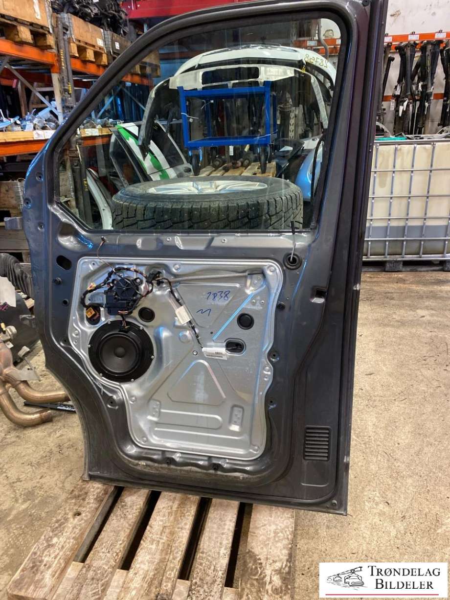 Dør høyre foran til VW Transporter / Caravelle 2019-->> (T6.1) (T6.1) (7E5 831 056 E|7LA 831 056 C|)