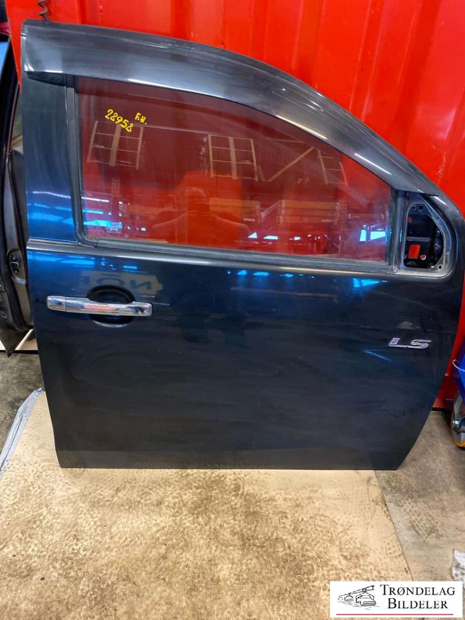 Dør høyre foran til Isuzu D-Max, 2012-2017 (Type II, Fase 1)  (8-98108-131-4)