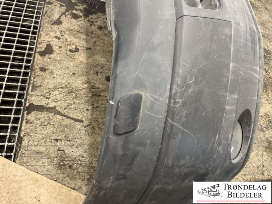 Støtfanger foran til VW Transporter / Caravelle 2009-2015 (Fase 2) (T5) (T5) (7E0 807 217 B 9B9|)