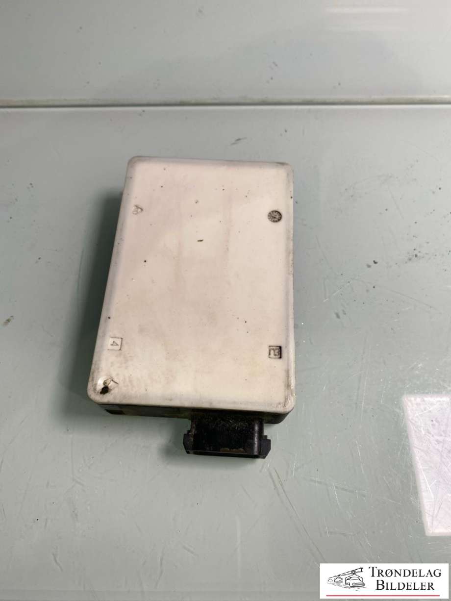 Sensor blindsone til Mercedes Vito 2014-->> (W447) (W447) (A 906 900 06 03|)