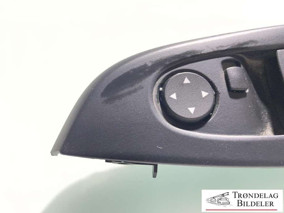 Bryter ruteheis førerdørspanel til BMW X3 2010-2017 (F25) (F25) (61 31 9 208 109|)