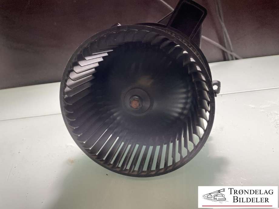 Varmeapparat motor til BMW 5-Serie 2017-->> (G30/G31) (G30/G31) (64 11 6 836 881|)