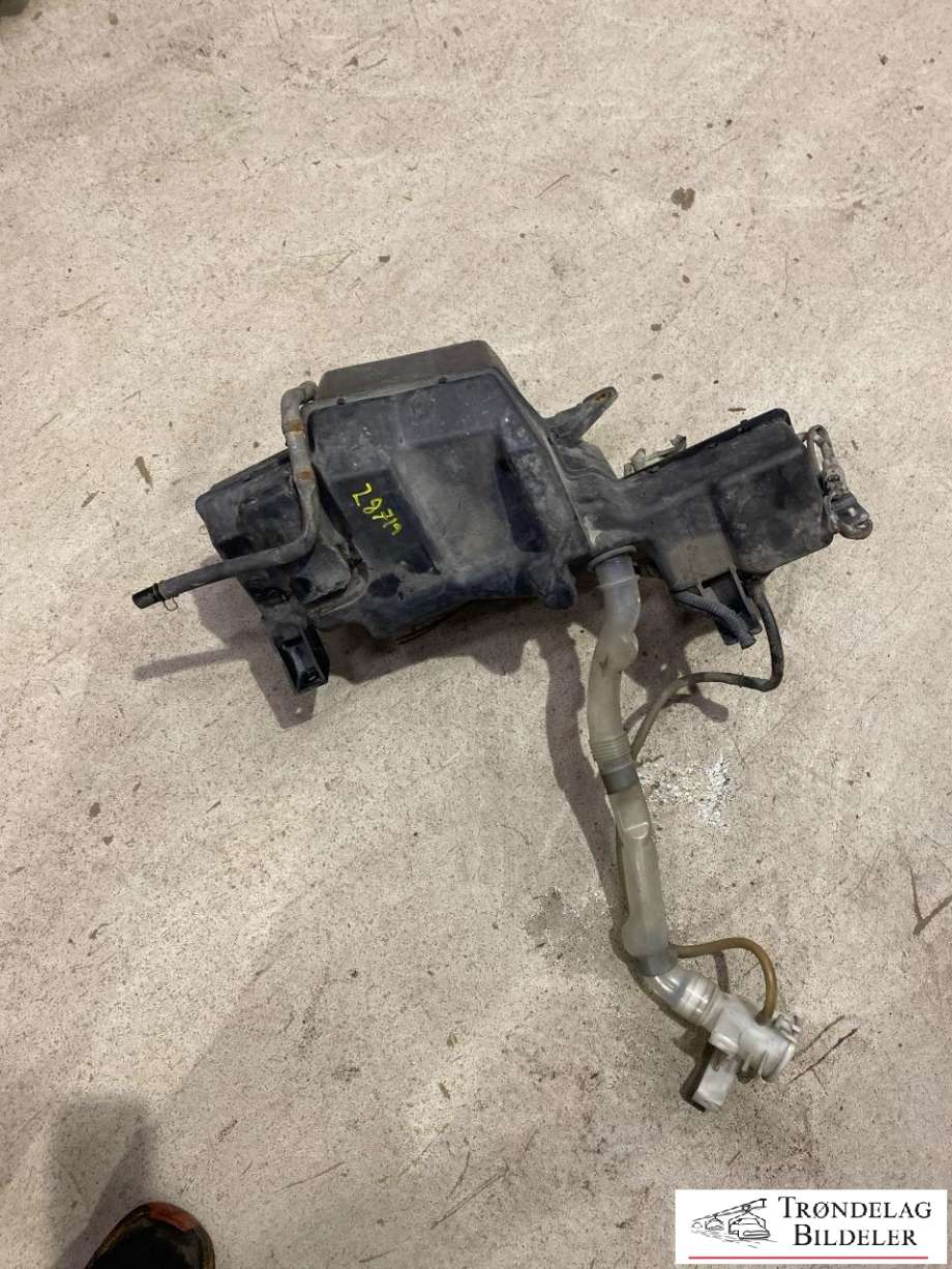 Spylertank til Mitsubishi Pajero, 2000-2006 (Type III)  (MN117941)