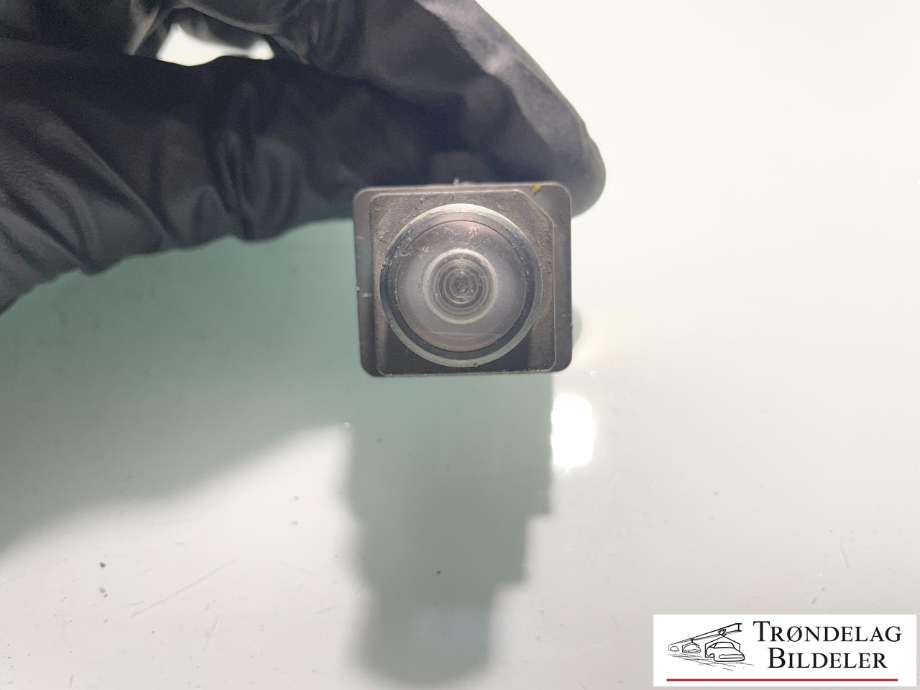Parkeringskamera bak til BMW 5-Serie 2017-->> (G30/G31) (G30/G31) (66 53 7 944 131|66 53 5 A0F 6D7|)