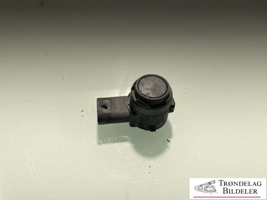 Parkeringssensor foran til BMW 5-Serie 2017-->> (G30/G31) (G30/G31) (66 20 2 409 650|)