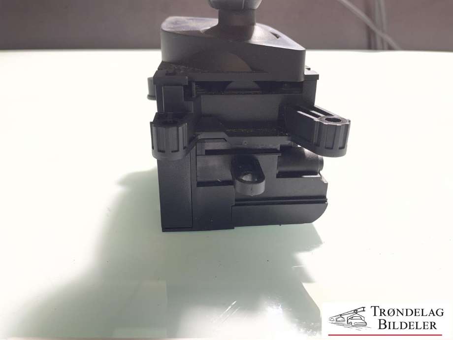 Girstang/girvelger automat til BMW 5-Serie 2017-->> (G30/G31) (G30/G31) (61 31 9 458 751|)