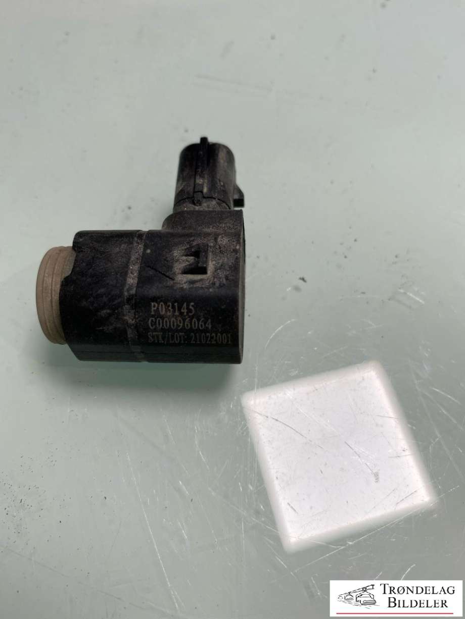 Parkeringssensor foran til Maxus e-Deliver 9 2020-->>  (C00096064|)
