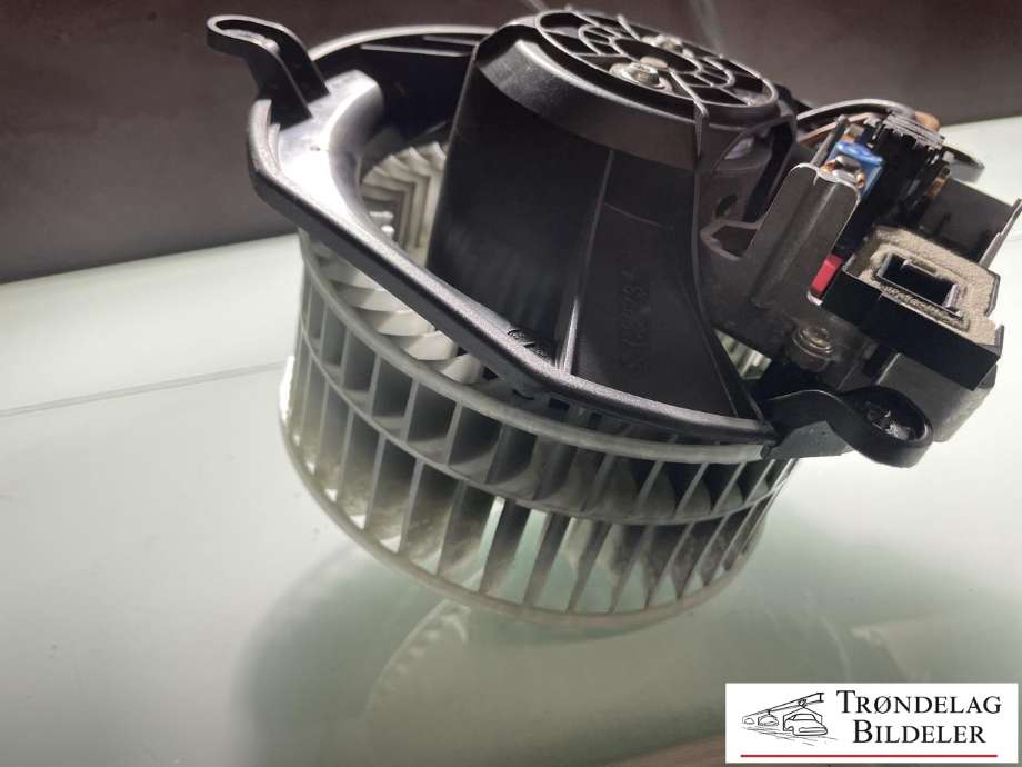 Varmeapparat motor til Mercedes E-Klasse 2006-2009 (Fase 2) (W211) (W211) (A 211 830 04 08|)