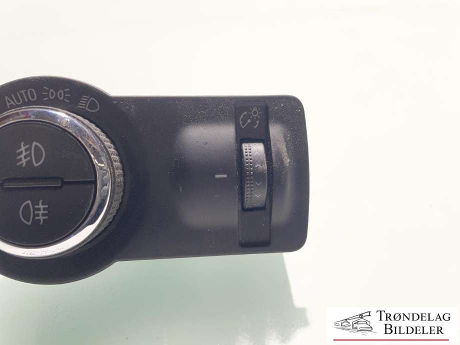 Baklykt høyre til Opel Insignia A 2009-2014  (13226857|13282367|22950974)