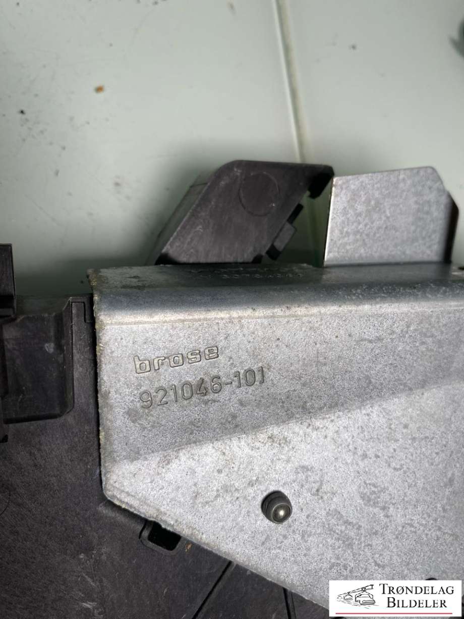 Deksel til Volvo V60/V60 CC 2013-2018 (Type I, Fase 2)  (30784316|)