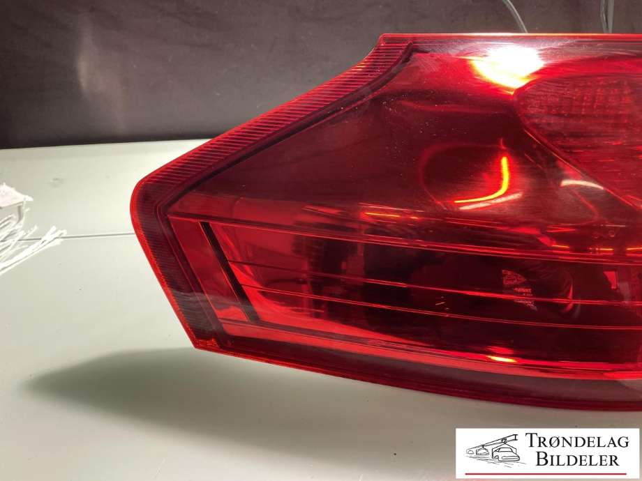 Baklykt venstre til Opel Insignia A 2009-2014 (22950973|13226856|)