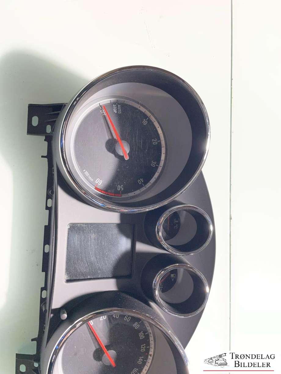 Instrumentpanel til Opel Insignia A, 2009-2014 (20930202)