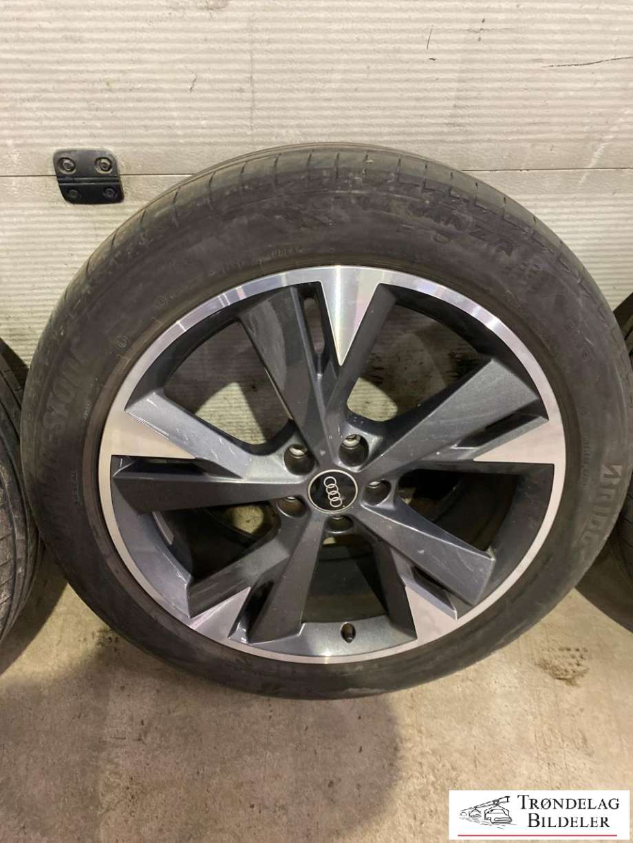 Felgsett aluminium til Audi Q4 e-tron 2021-->>  (89A 411 025 L|89A 411 025 M|)