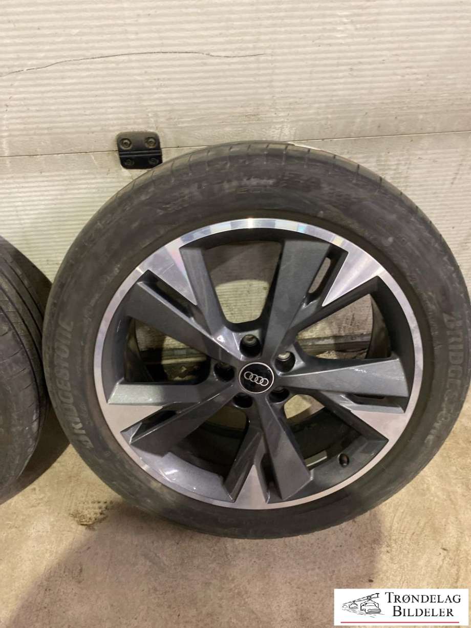 Felgsett aluminium til Audi Q4 e-tron 2021-->>  (89A 411 025 L|89A 411 025 M|)