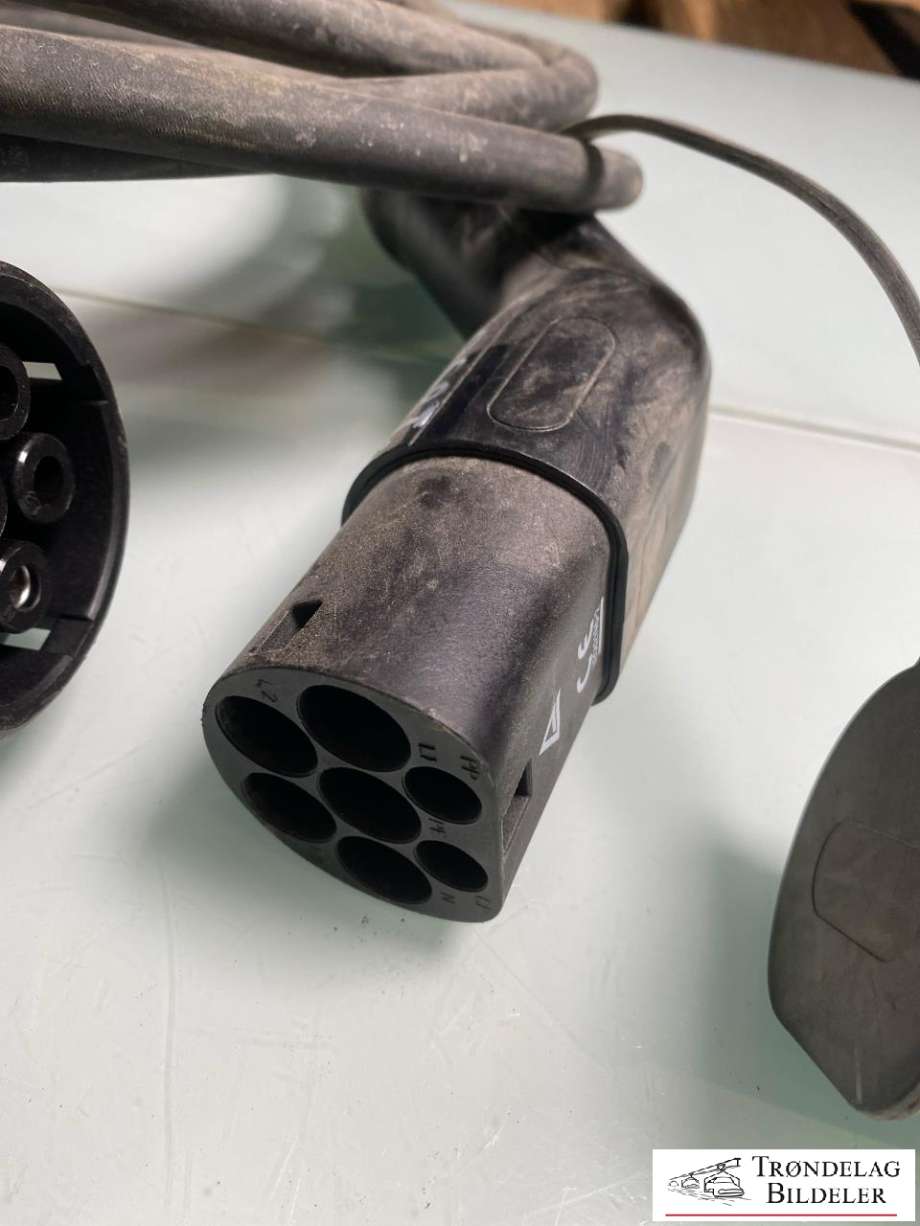 Batterilader kabel til Nissan Leaf 2011-2017 (Type I)  (LADEBOKS TYPE 2|)