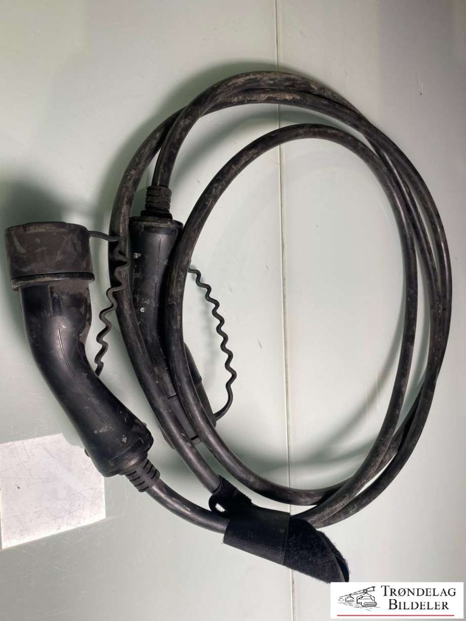 Batterilader kabel til Nissan Leaf, 2018-->> (Type II)  (LADESTASJON TYPE 2|)