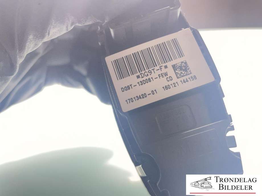 Bryter lys til Ford Mondeo 2014-2019 (Type V, Fase 1)  (DG9T-13D061-FEW|2498830|DG9T-13D061-FF3JA6)