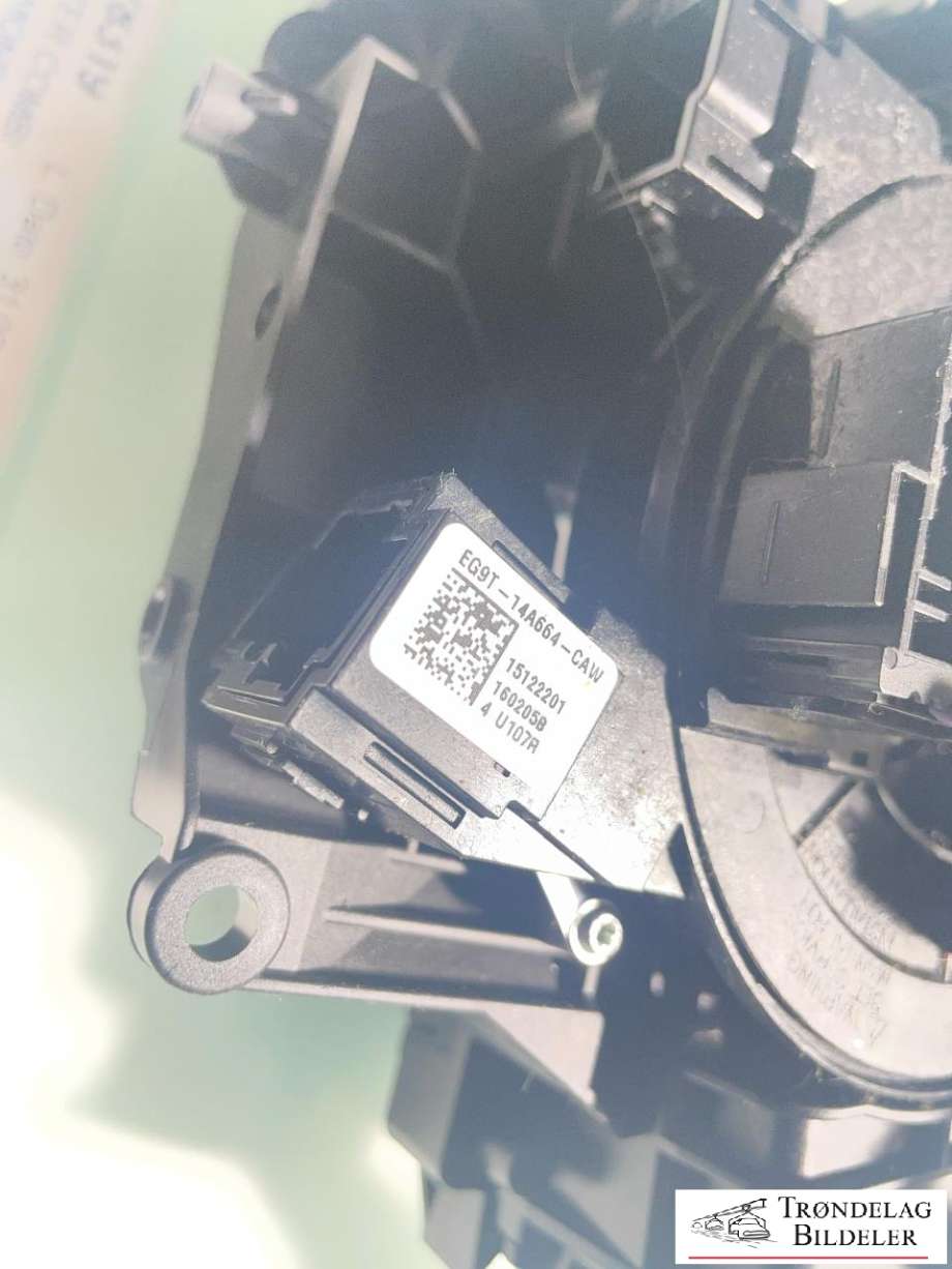 Bryter combi til Ford Mondeo 2014-2019 (Type V, Fase 1) (2224084|EG9T-13335-FB3JA6|5265279|DG9T-17A553-DD3JA6|2516230|DG9T-14B522-ARN3JA6)