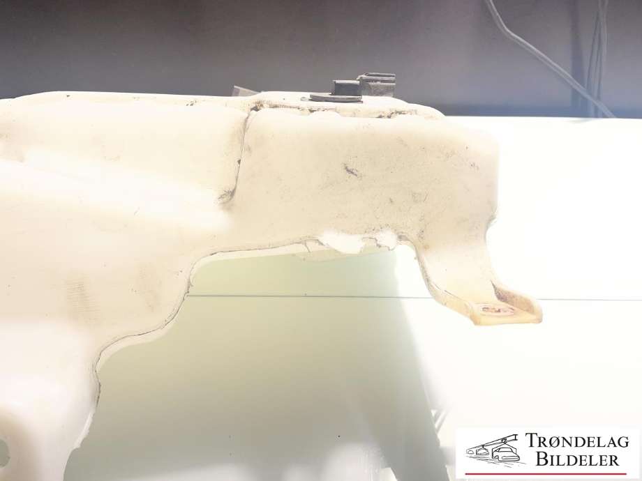 Spylertank til Ford Mondeo 2014-2019 (Type V, Fase 1) (5330290|DS73-13K163-AD|)