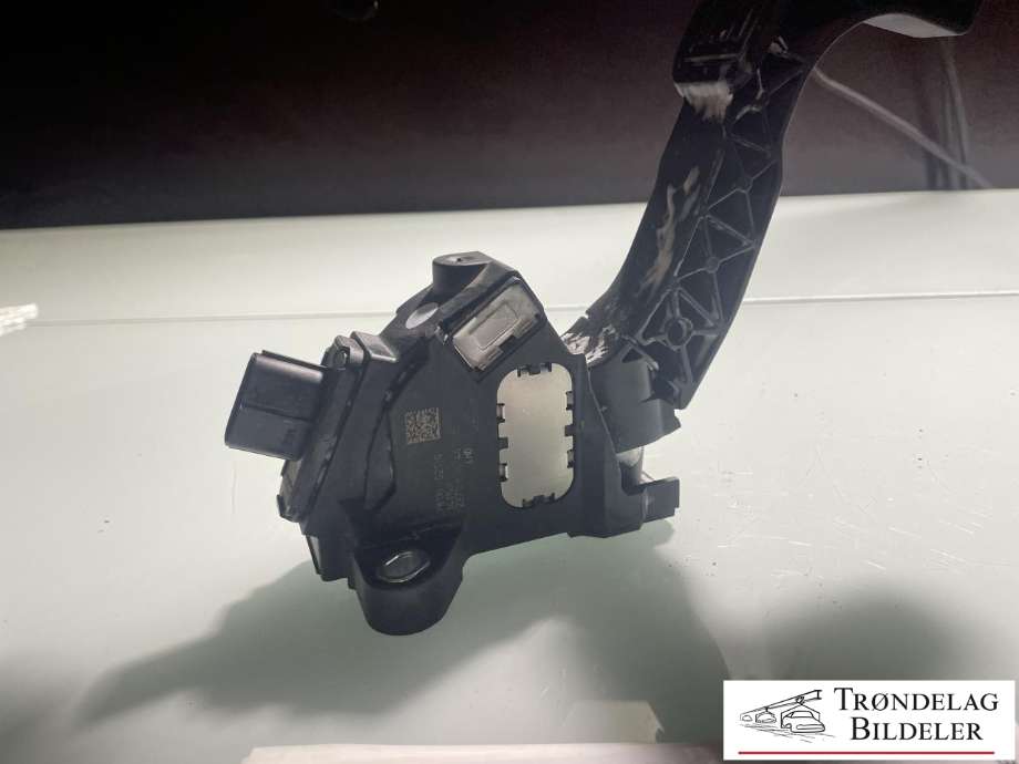 Pedal gass til Toyota Auris 2013-2015 (Type II, Fase 1)  