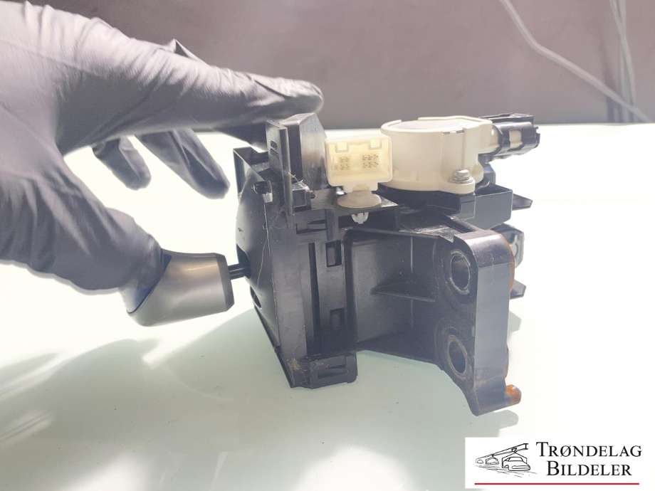 Girstang/girvelger automat til Toyota Auris 2013-2015 (Type II, Fase 1)  