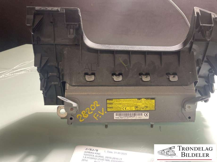 Airbag kne til Toyota Auris 2013-2015 (Type II, Fase 1)  