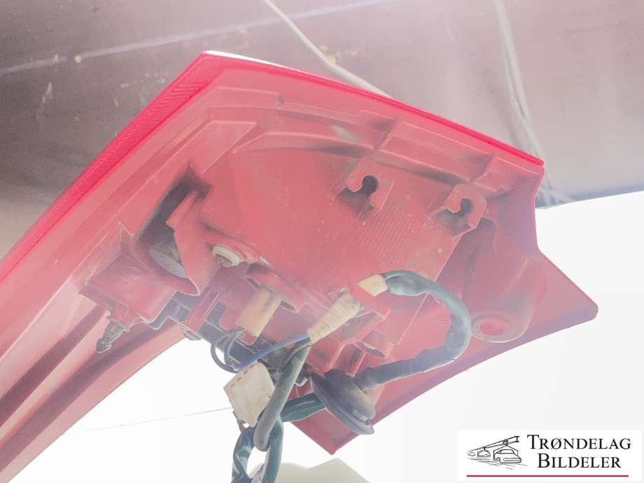Baklykt venstre ytre til Toyota Auris 2013-2015 (Type II, Fase 1)  (8156102710|)