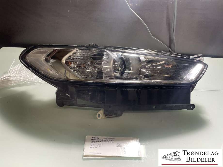 Frontlykt venstre xenon til Ford Mondeo, 2014-2019 (Type V, Fase 1)  (2284965)