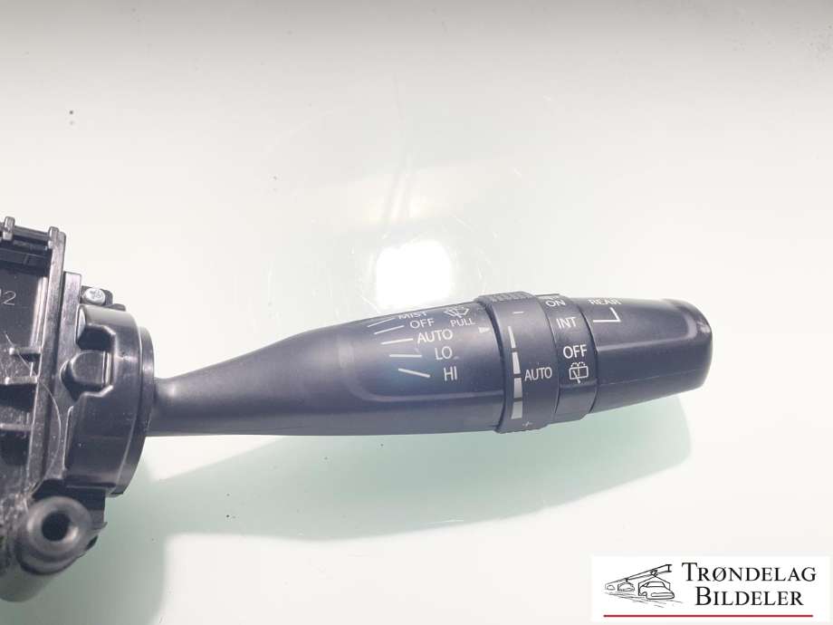 Bryter visker til Suzuki SX4 S-CROSS 2013-->> (Type II) (3731068L20|)