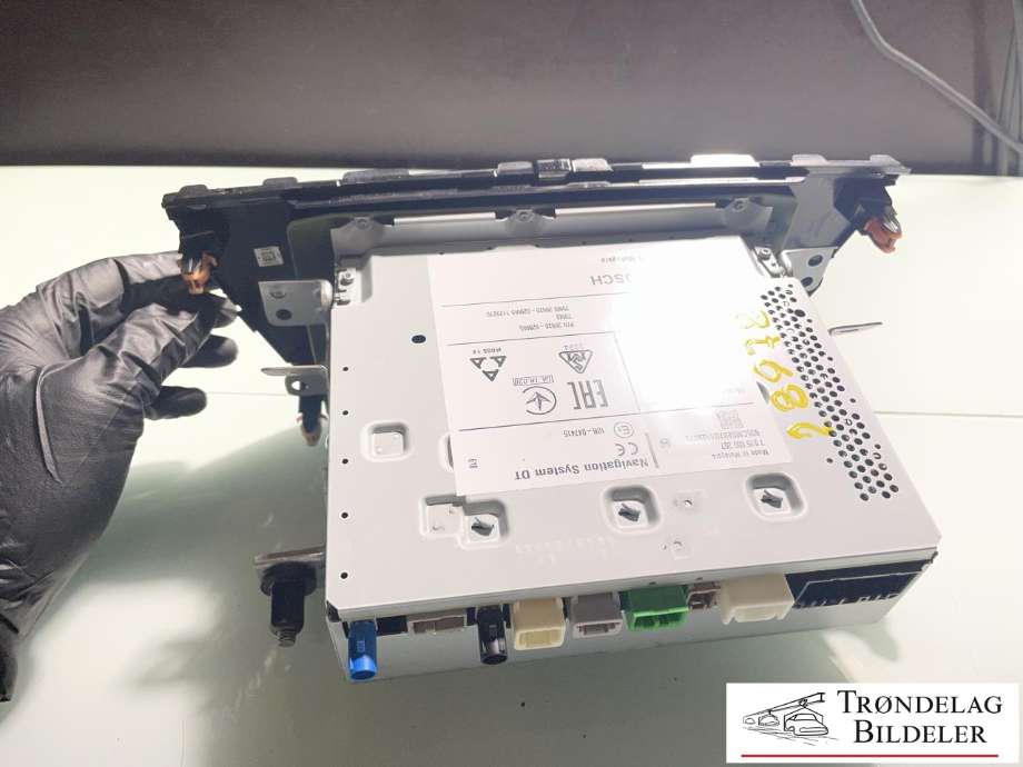 Bilstereo navigasjon skjerm til Suzuki SX4 S-CROSS 2013-->> (Type II)  (39920-61MR3-ZCA|)